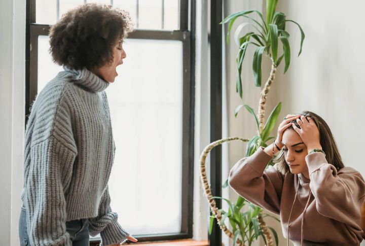 10 Ways American Manners Might Backfire Overseas