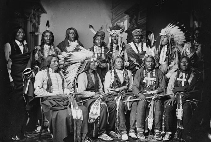 Sioux (Lakota, Dakota, Nakota)