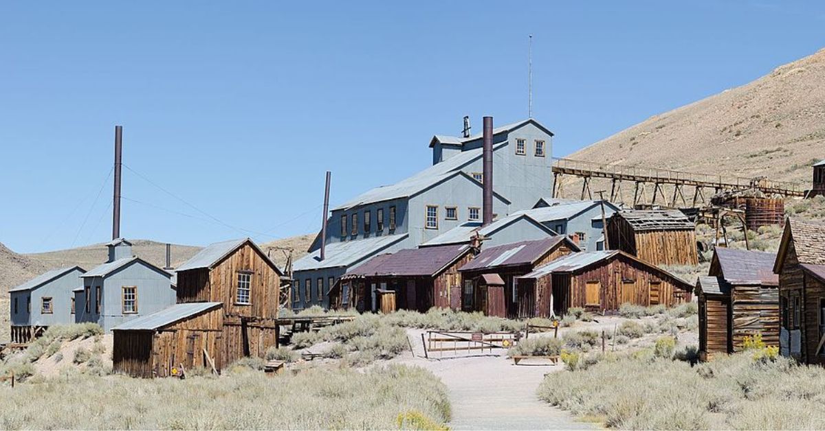 10 Ghost Towns That Vanished But Left Their Stories Behind