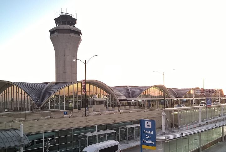 St. Louis Lambert International Airport (STL), St. Louis, MO
