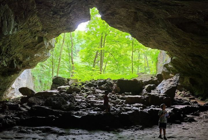 Dancehall Cave