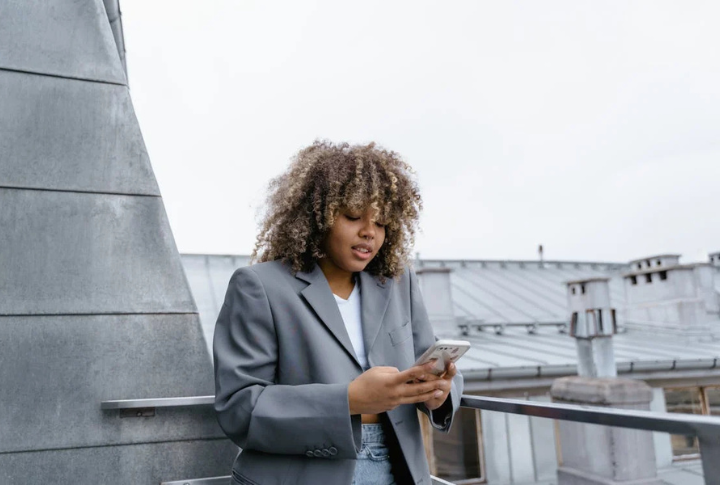 Don’t Keep Score Over Who Reached Out Last