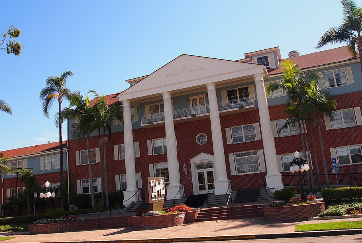 Lafayette Hotel