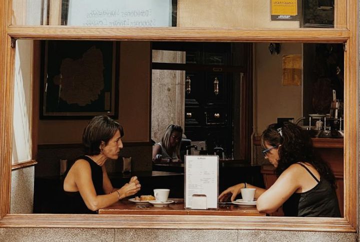 Conversations Stay On The Surface