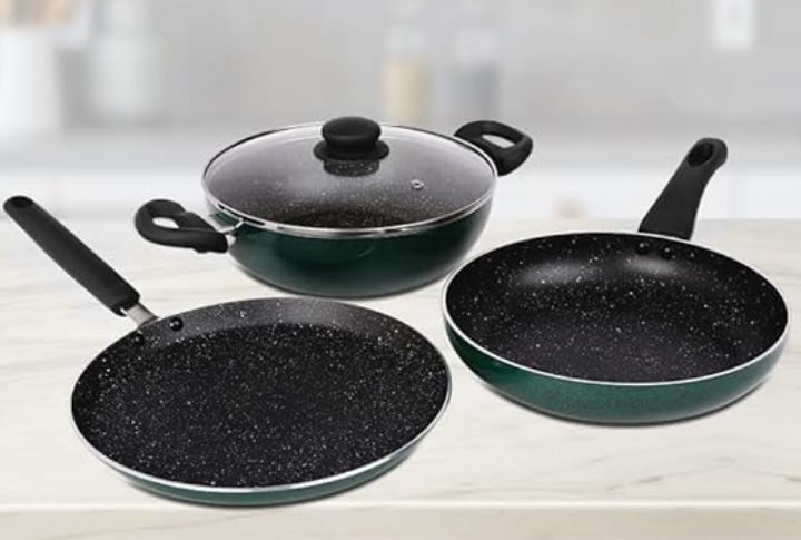 Non-Stick Cookware (PFOA Coating)