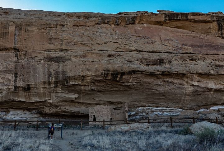 Gallo Cliff Dwelling: Chaco Culture National Historical Park, New Mexico