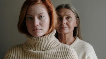 20 Behaviors That Reveal What Your Adult Child Really Feels