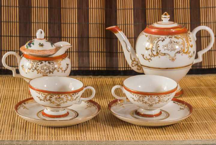 10 Classic Items That Define Homes Raised With Proper Manners