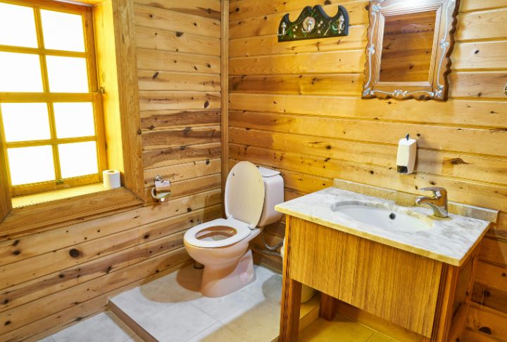 Toilets Don't Always Flush In Opposite Directions In Hemispheres