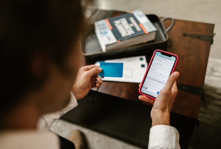 Avoid Accessing Sensitive Accounts On Public Wi-Fi