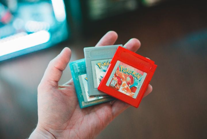 Blowing Into Game Cartridges Just To Make Them Work