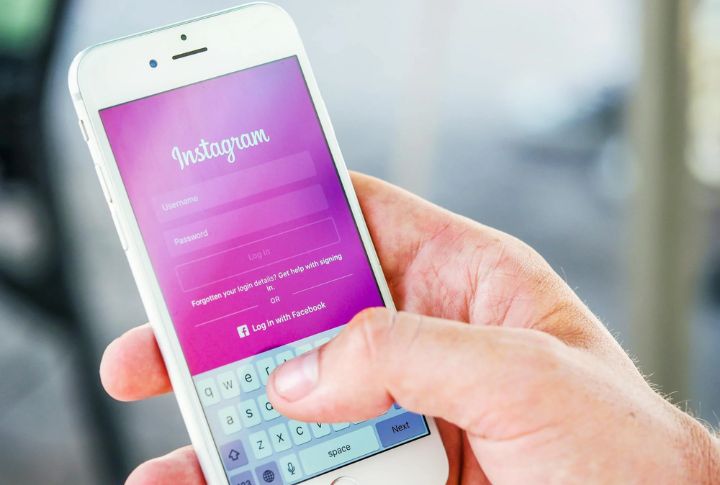 Social Media Networking