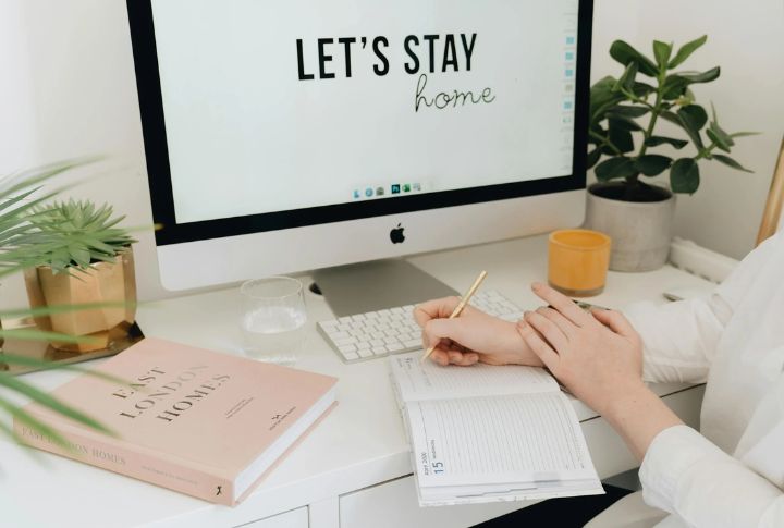 Write A Single Thought Before The Day Begins