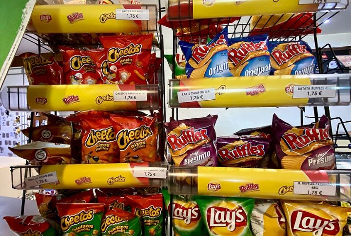 WOW Chips With Olestra