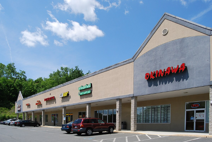 Economic Resilience Amid Retail Challenges