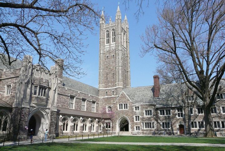 Princeton University (1746)