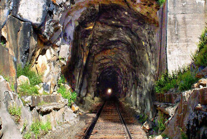 Donner Pass Summit Tunnel Hike (California)