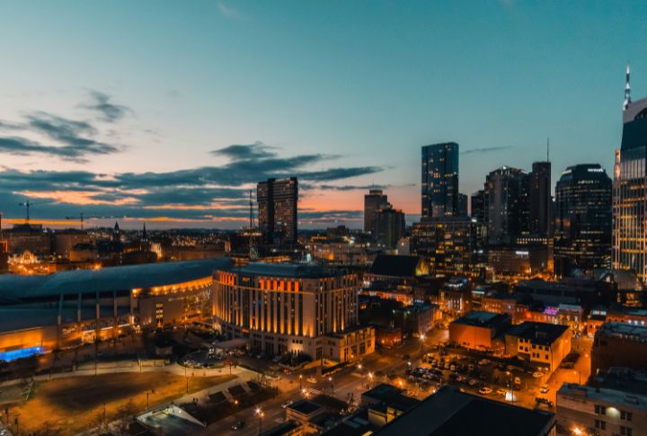 10 Major Cities Strangely Left Off The US Rail Map