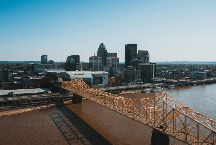 Louisville, KY