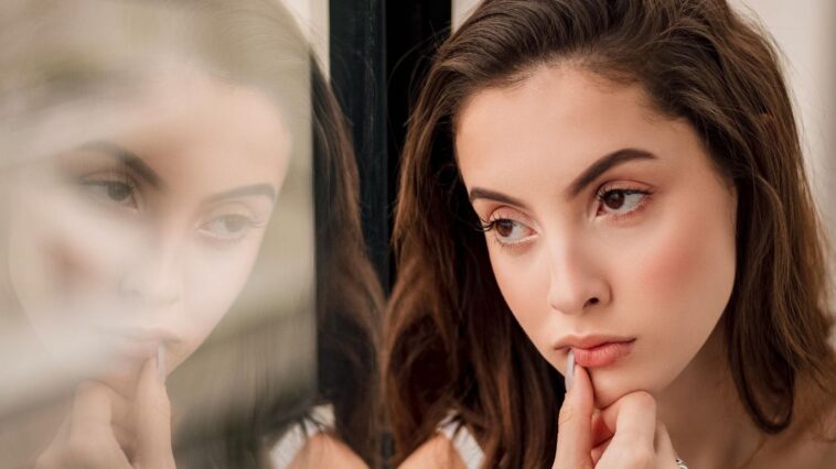 Are You A Deep Thinker? Look For These 10 Thought Patterns