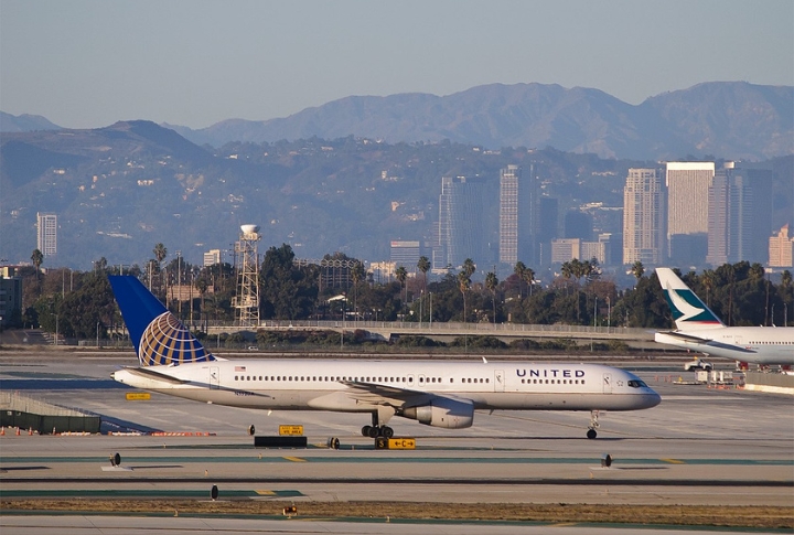 Kahului, HI (OGG) To San Francisco, CA (SFO) By United Airlines