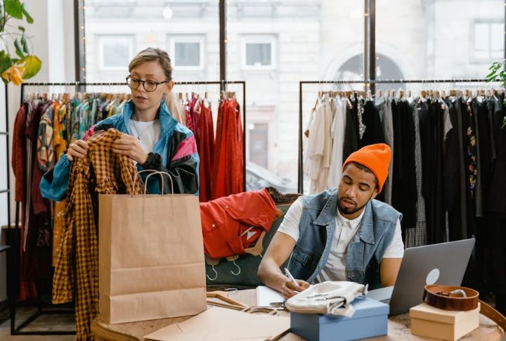 The Declining-Industry Loyalist