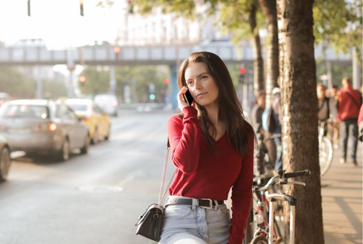 Making Phone Calls For Small Talk