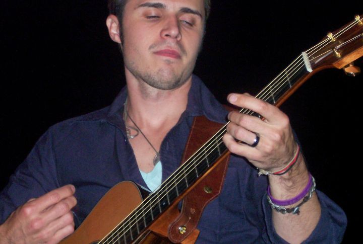 Kris Allen (Winner In 2009, Season 8)