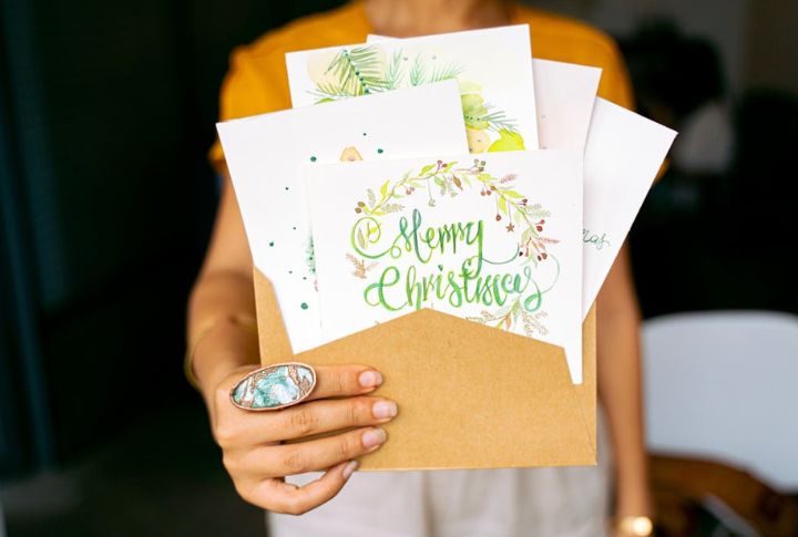 Sending Holiday Cards By Mail