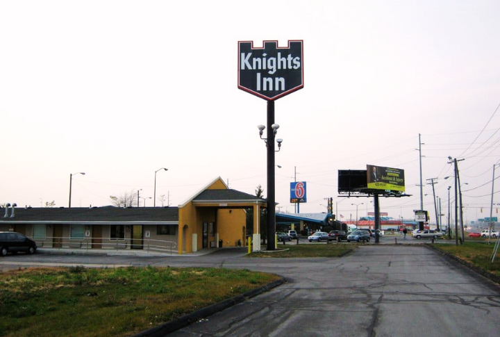 Knights Inn