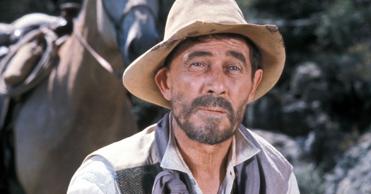 10 Little-Known Facts About “The Gunsmoke" Cast That Deserve The Spotlight  