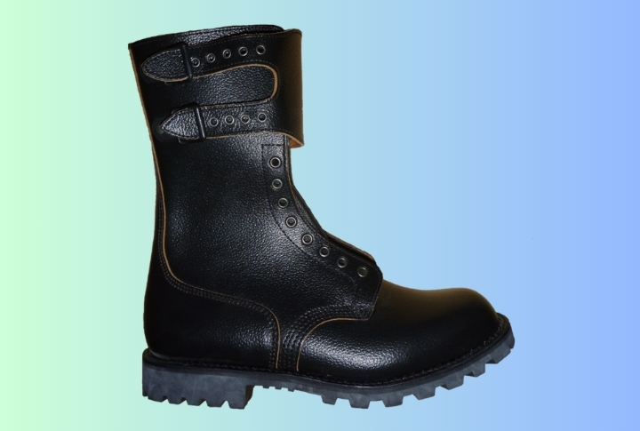 Combat Boots With Double Buckles