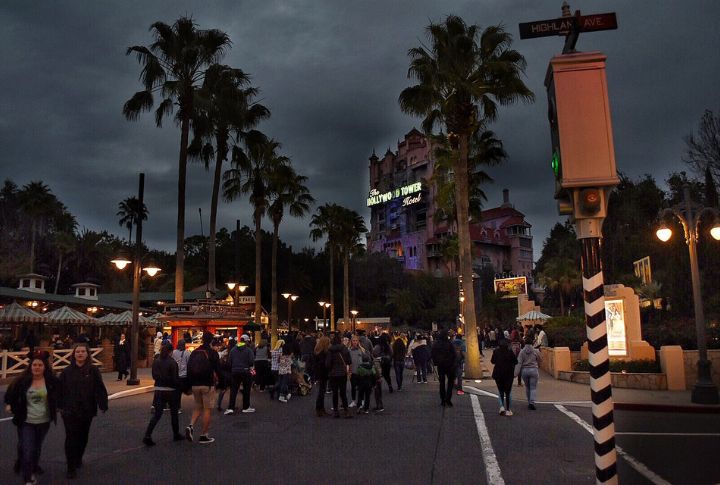 Decline In The Nightlife Scene Along Sunset Boulevard